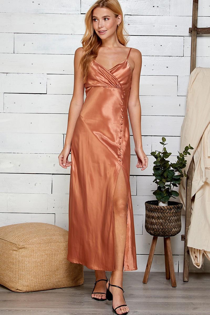 Vestido satín tirantes cobre