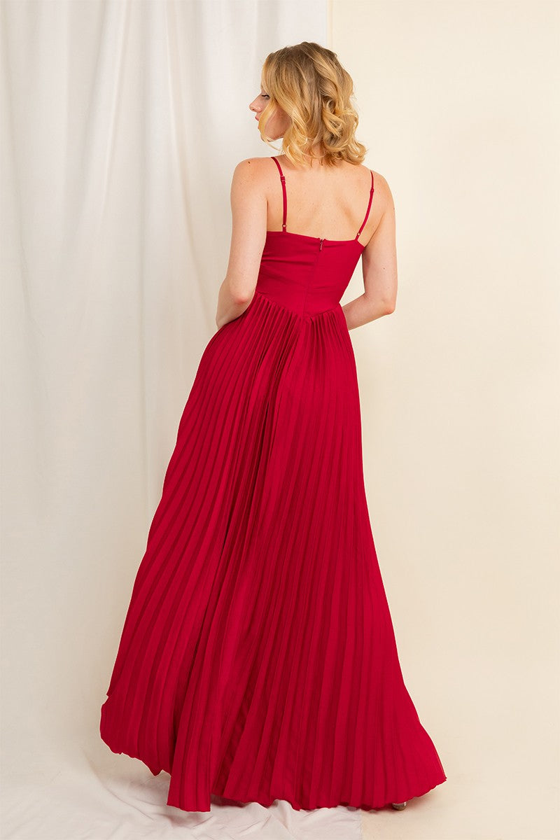 Vestido de tirantes falda plisada