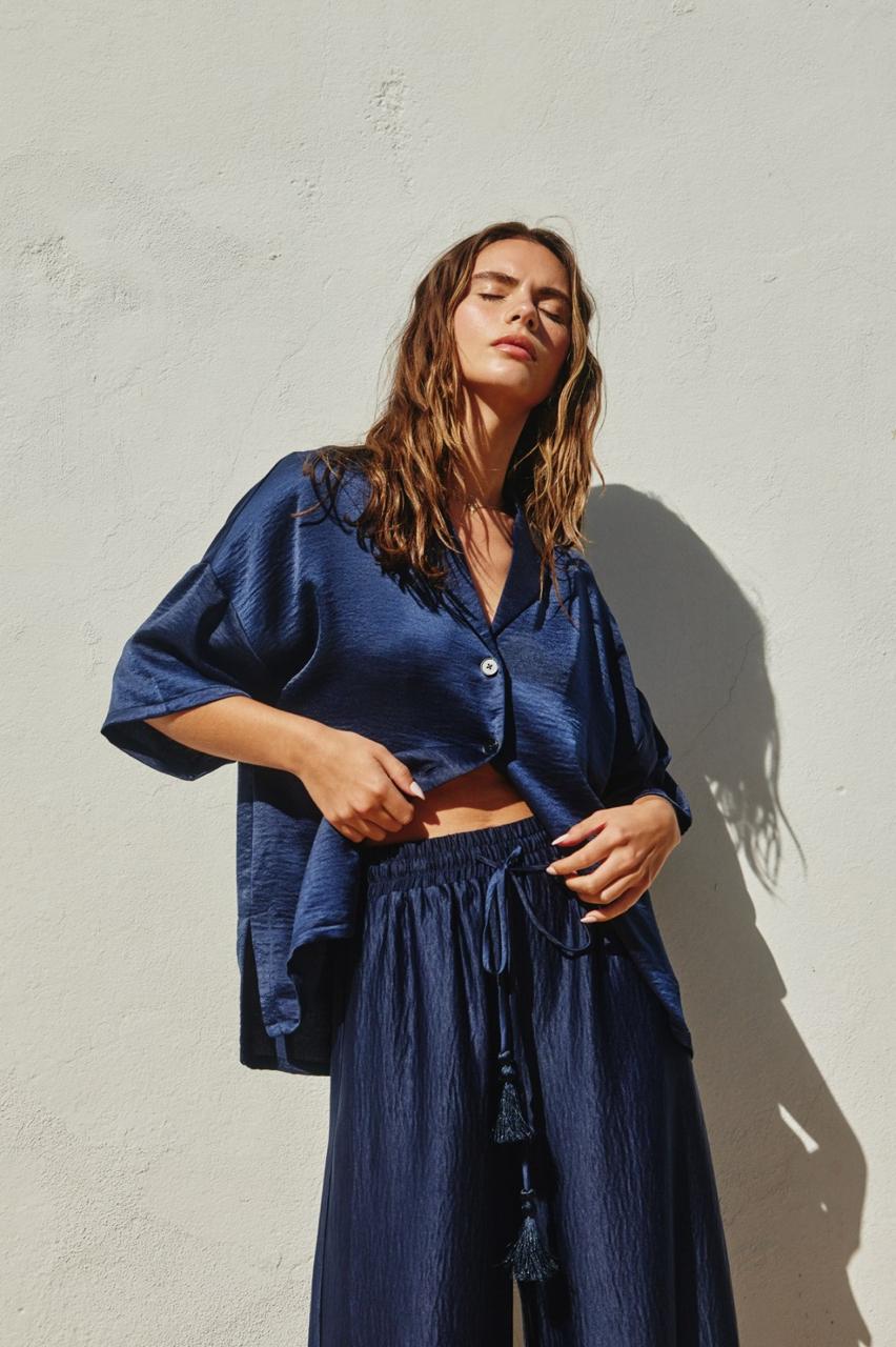 Conjunto blusa pantalón de satín