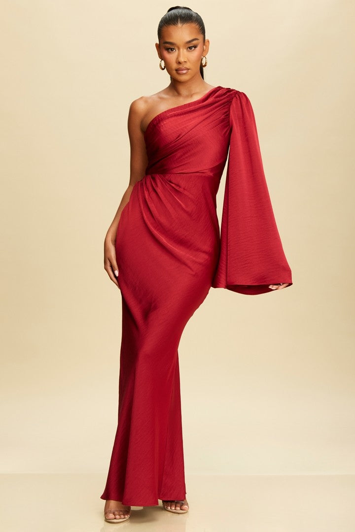 Vestido largo una manga acampanada