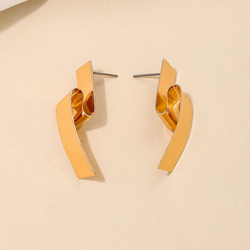 Aretes dorados